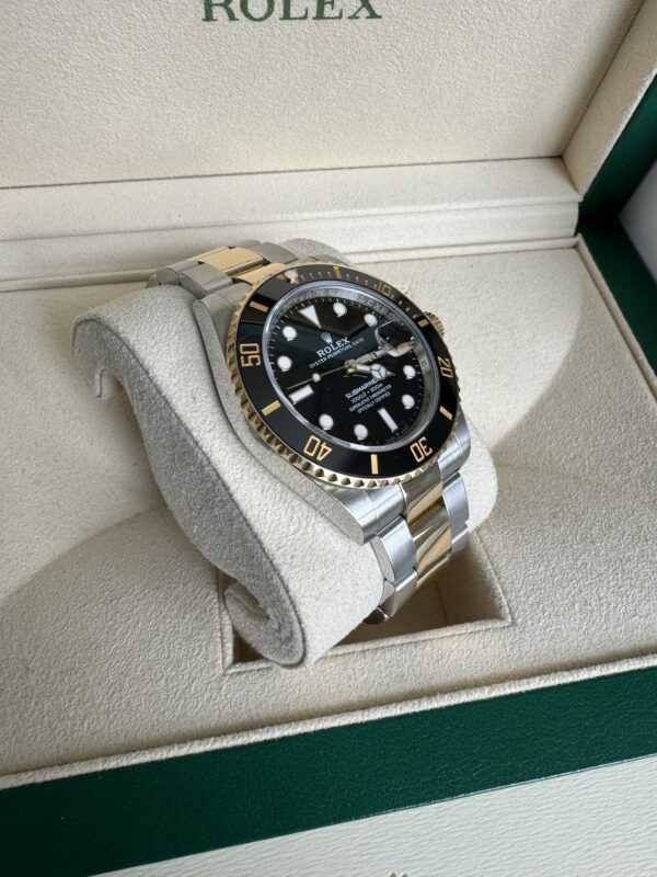 Rolex Submariner Date ref.126613LN Full set (2020) - Image 3