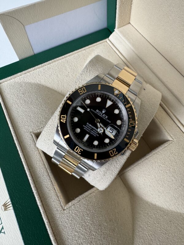 Rolex Submariner Date ref.126613LN Full set (2020) - Image 2