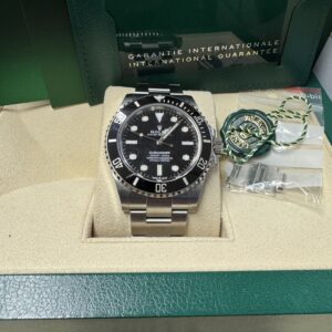 Rolex Submariner 124060